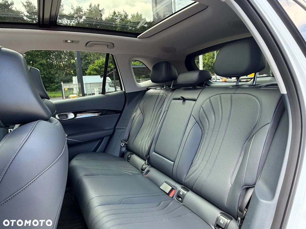Geely EX5 - 16