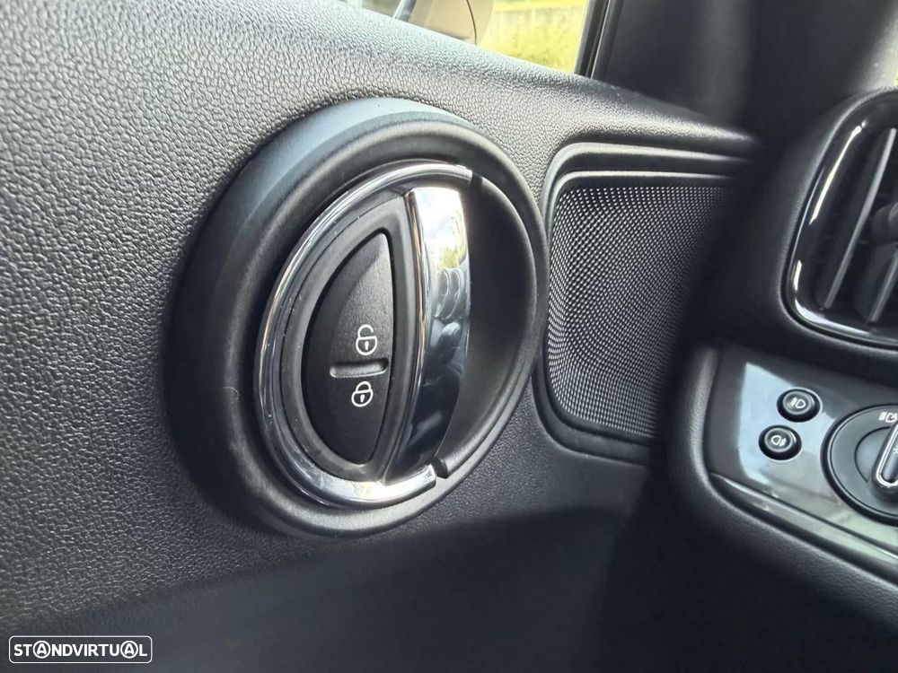 MINI Countryman One D Auto — fotografia 35