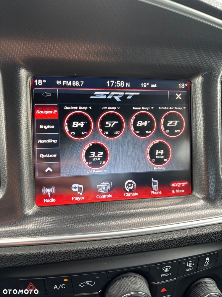 Dodge Charger 5.7 V8 RT - 29