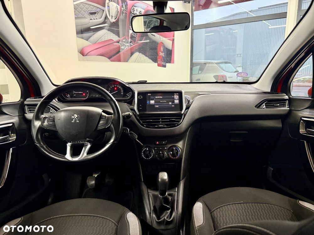 Peugeot 208 82 VTI Style - 6