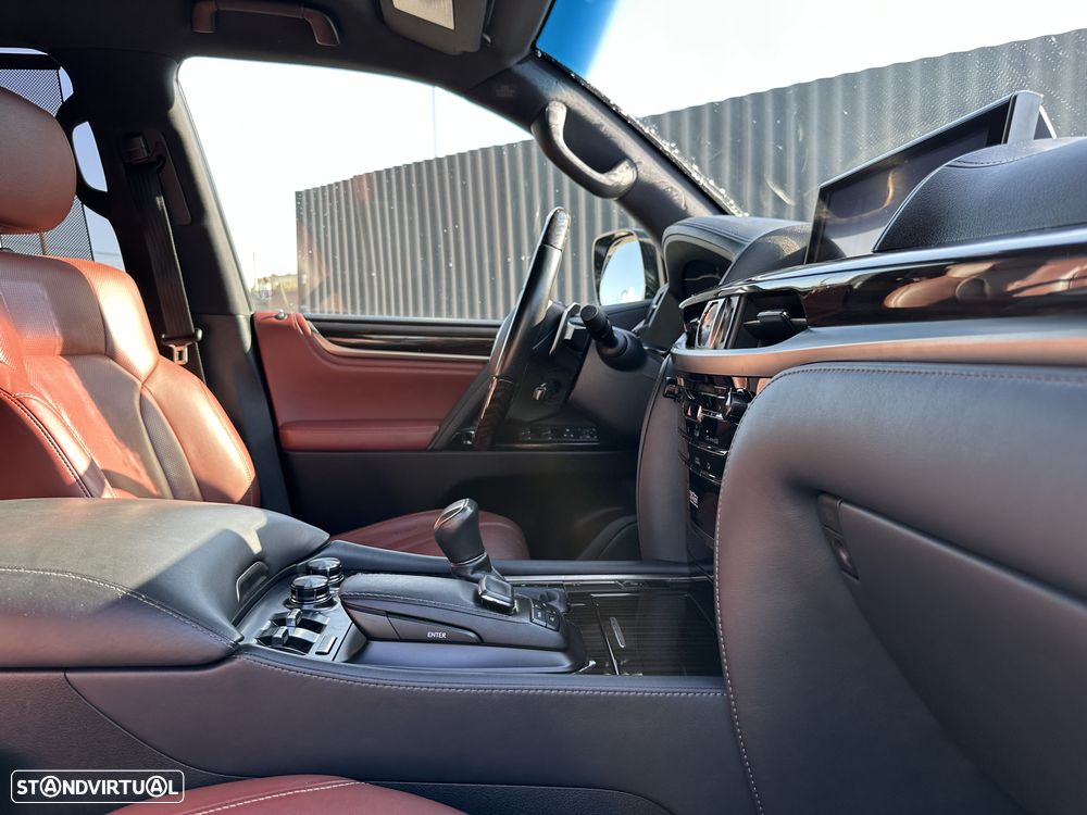 Lexus LX 450 - 11