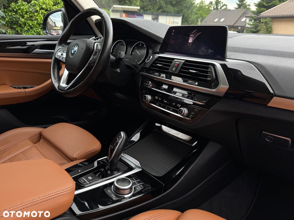 BMW X3 sDrive18d xLine sport - 7