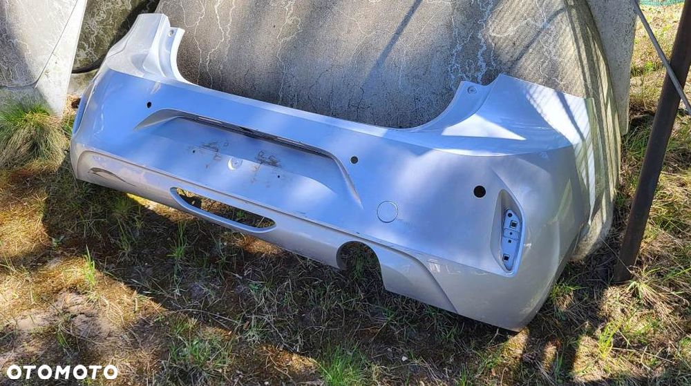 Opel Corsa zderzak tył F 19  - 23 r - 2