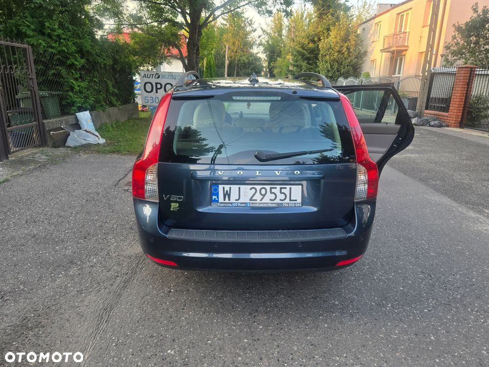 Volvo V50 - 16
