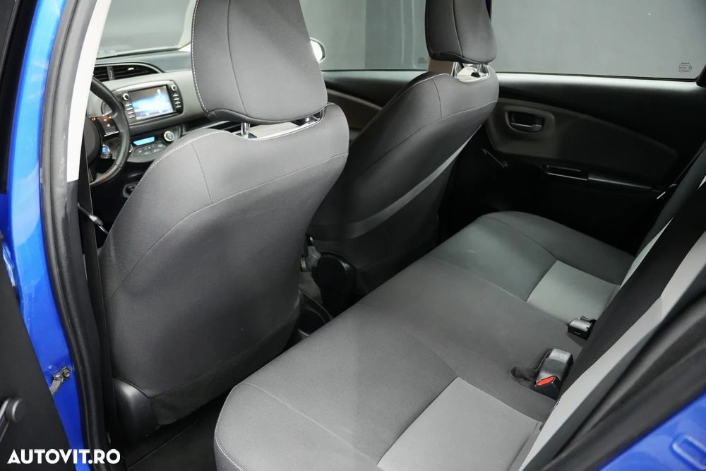 Toyota Yaris - 8