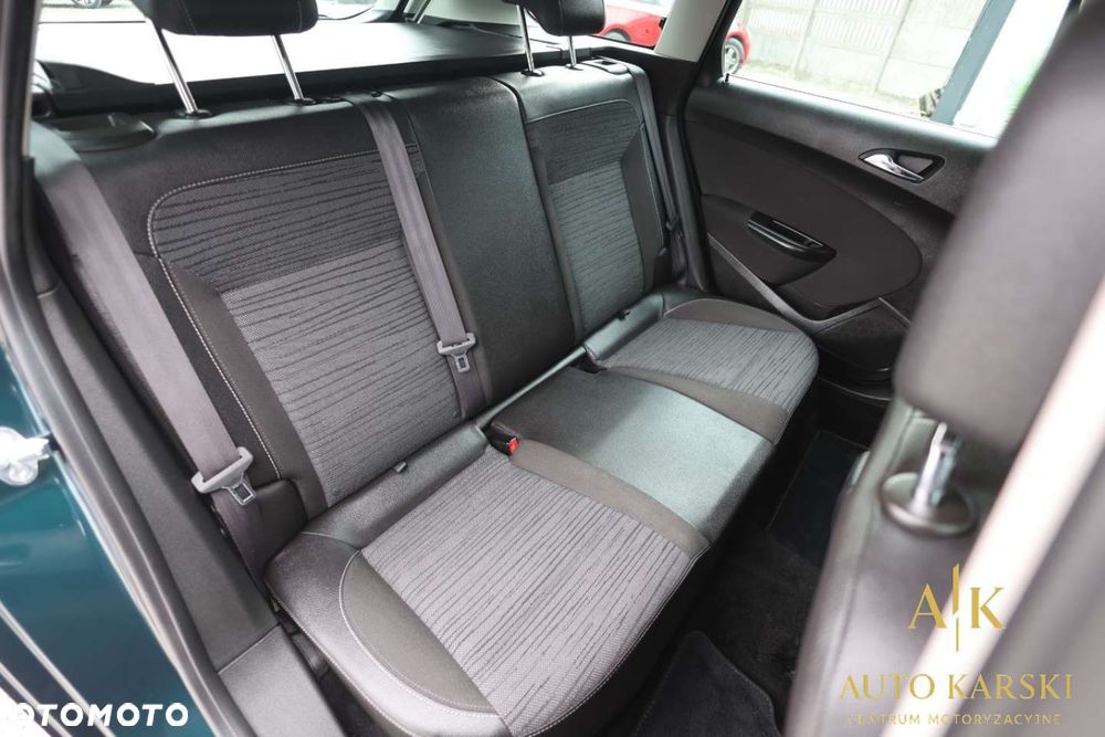 Opel Astra - 34