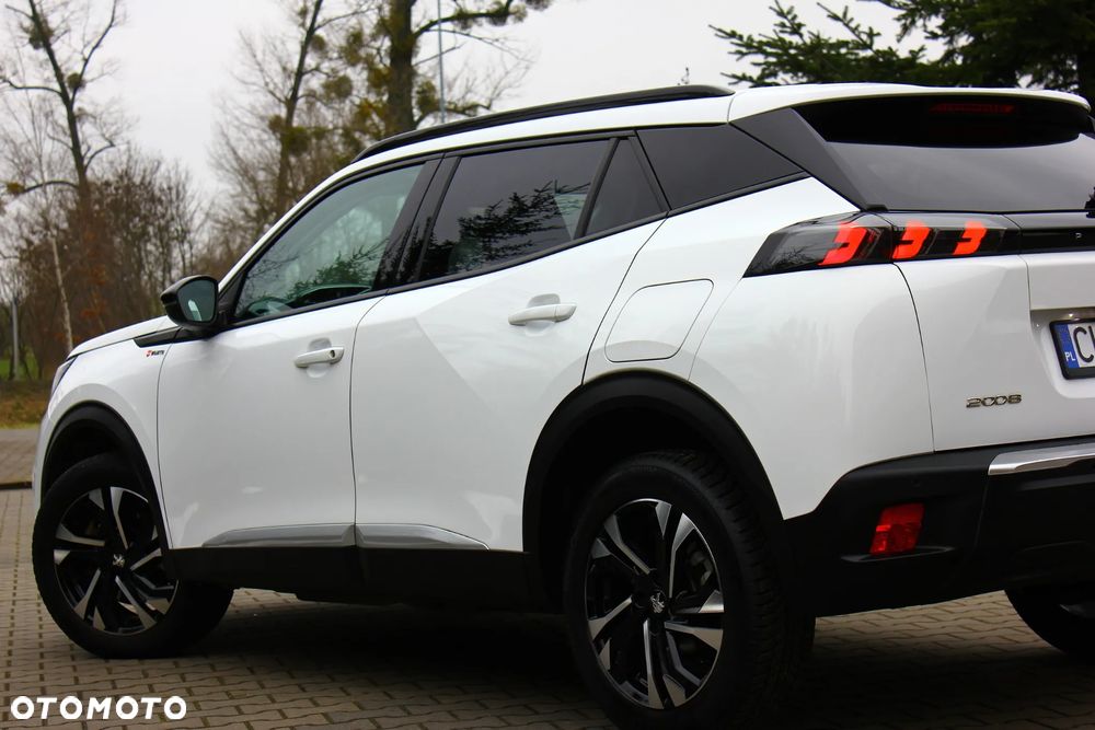 Peugeot 2008 BlueHDi 130 Allure S&S EAT8 - 9