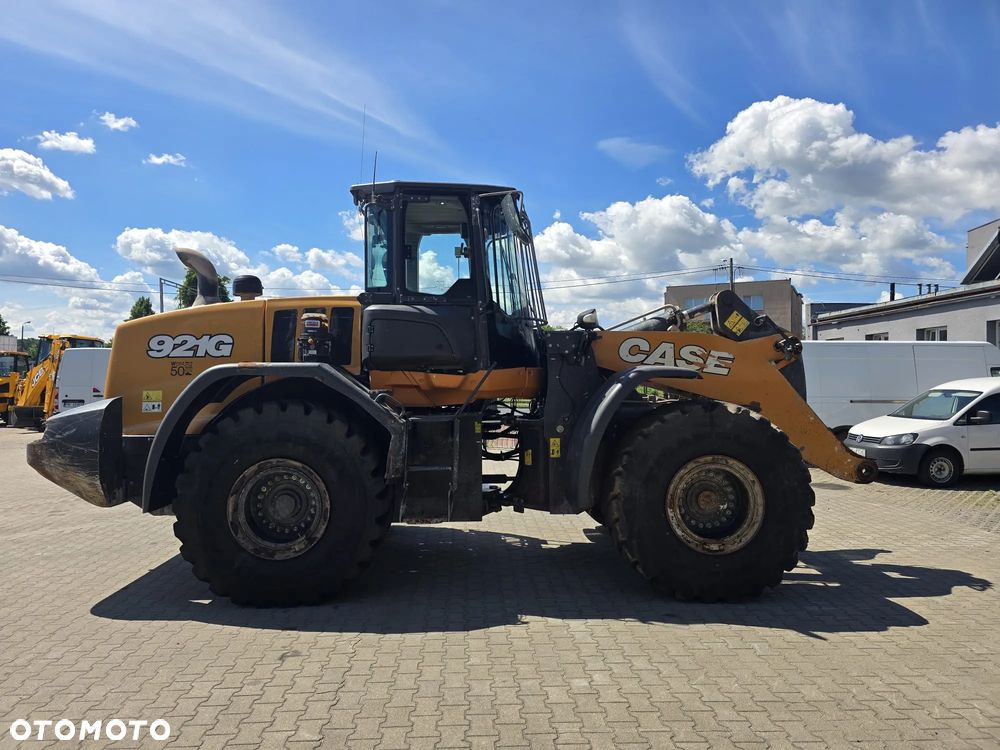 Case 921G - 6