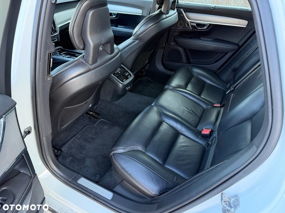 Volvo V90 D5 AWD Inscription - 18