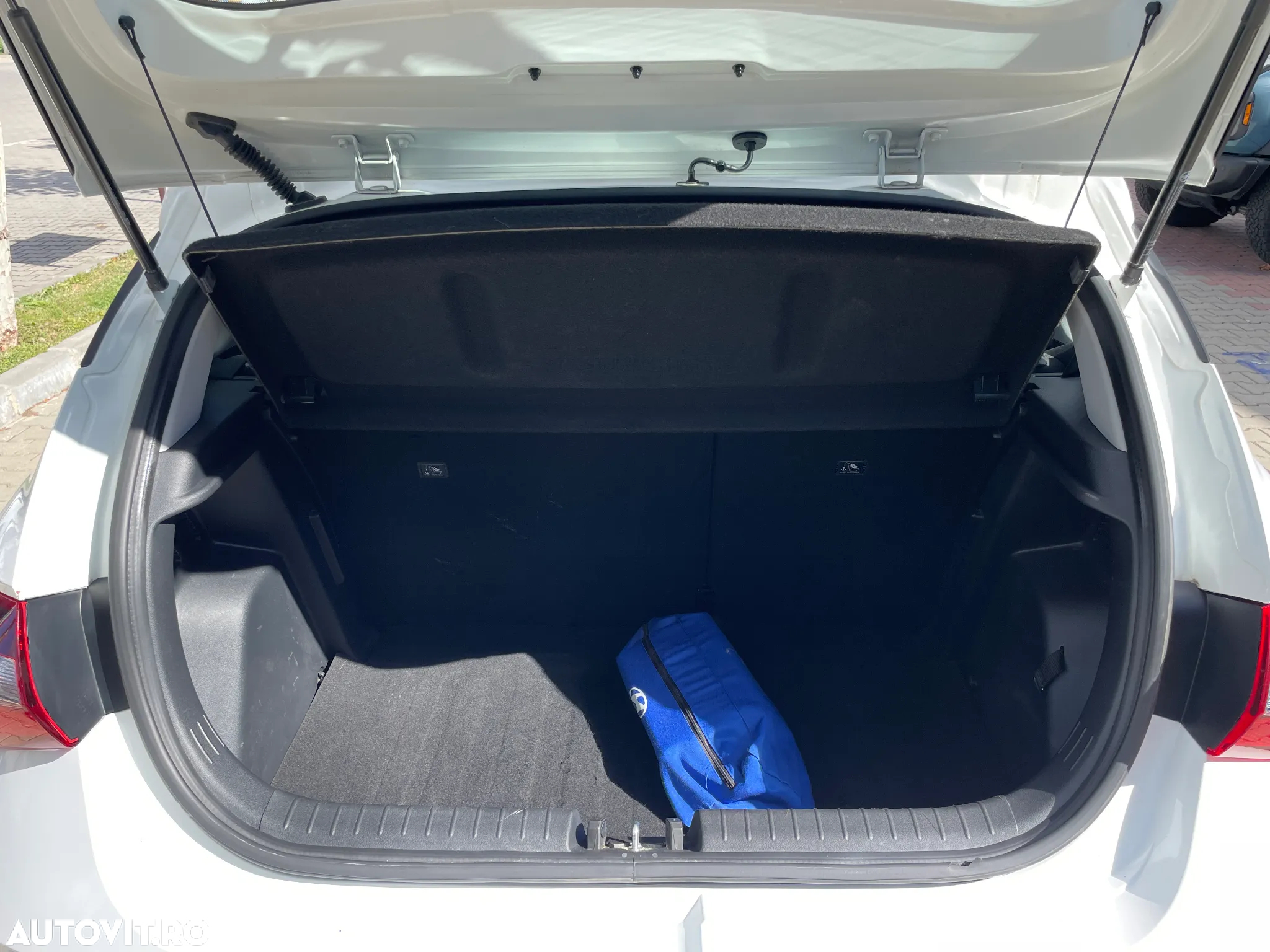 Hyundai i20 1.2 L 84CP 5DR Comfort - 17