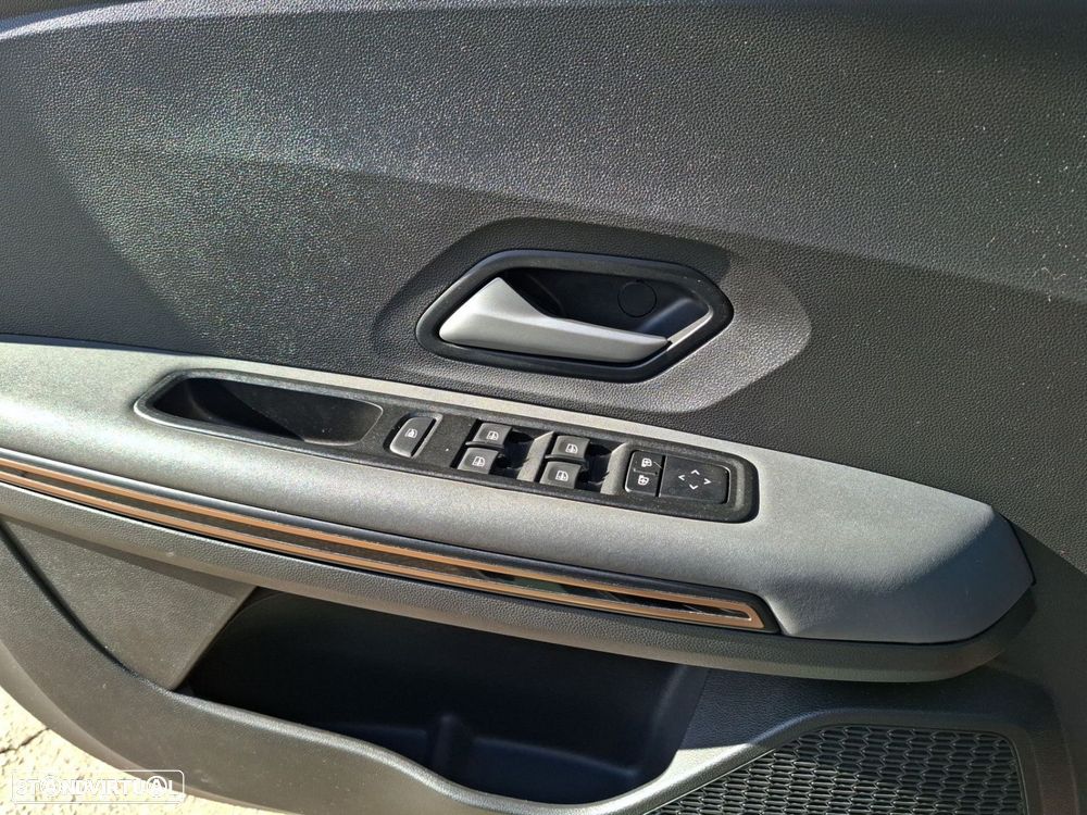 Dacia Jogger 1.0 ECO-G SL Extreme+ Up&Go 7L Bi-Fuel - 18