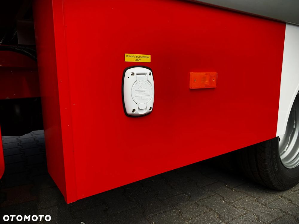 Mercedes-Benz Sprinter - 6