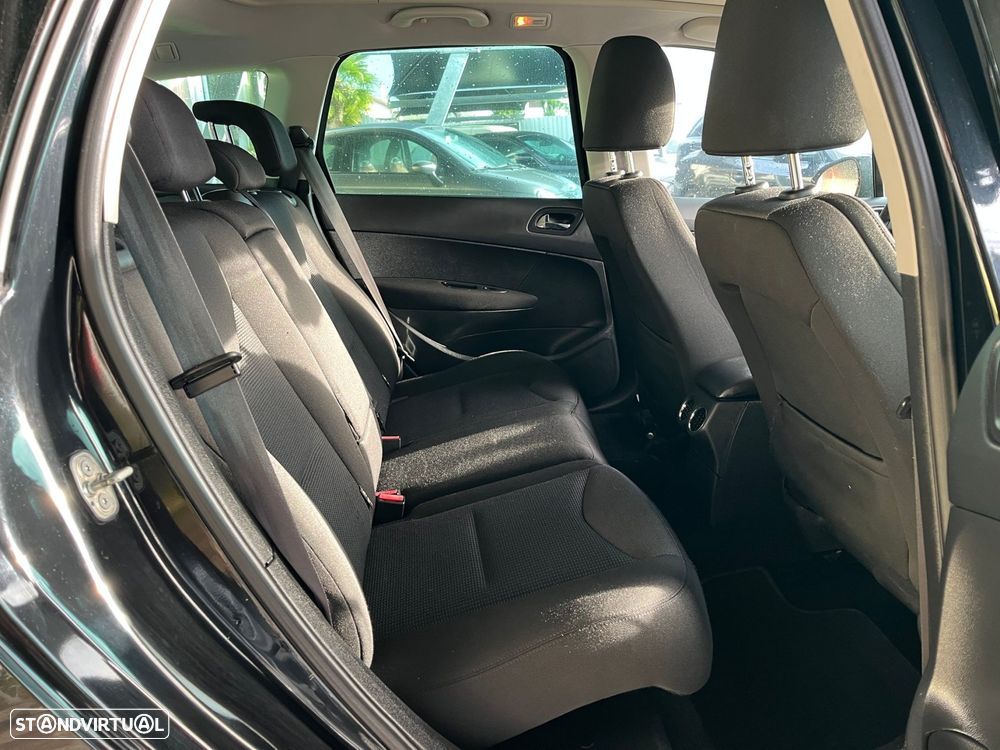 Peugeot 308 SW 1.6 e-HDi Allure CVM6 - 41