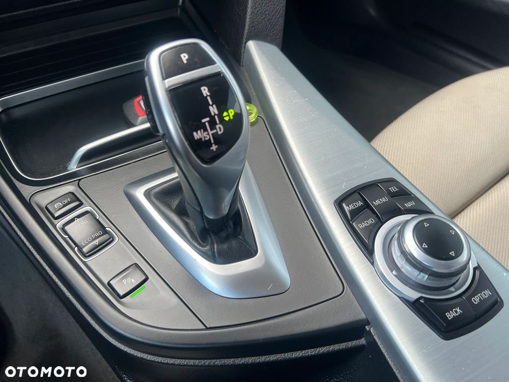 BMW Seria 4 420d xDrive Sport Line - 14