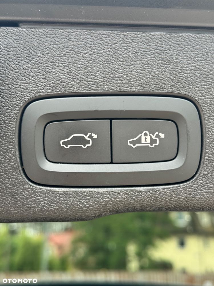 Volvo XC 60 T5 Geartronic RDesign - 19