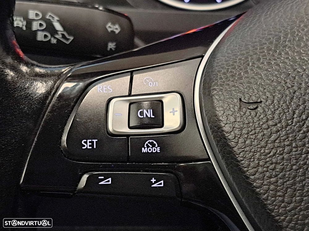 VW Tiguan 1.6 TDI Confortline - 8