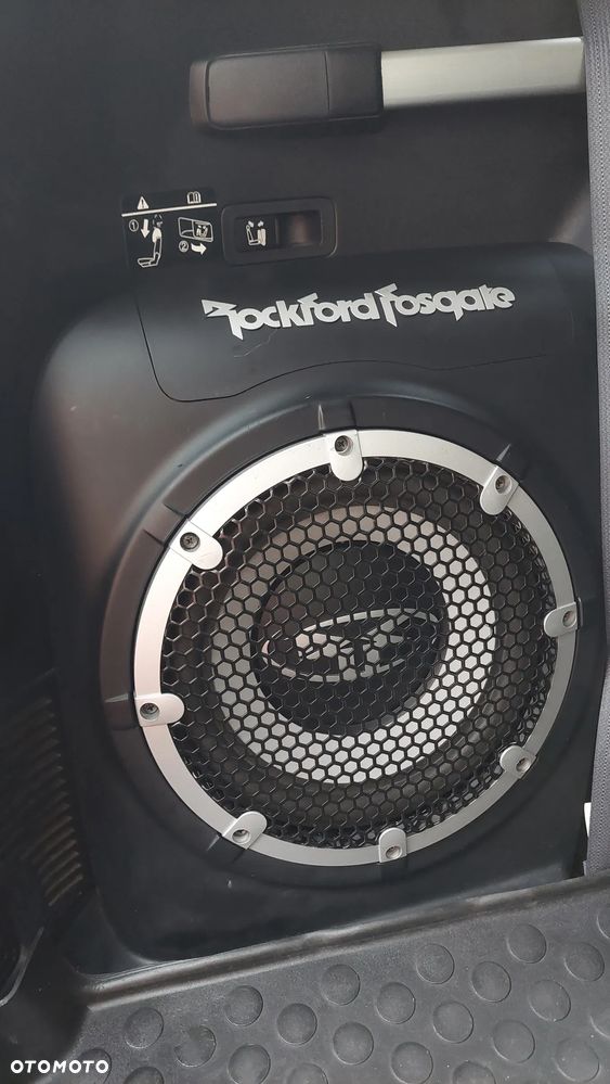 Mitsubishi Outlander 2.0 DID Intense + - 11