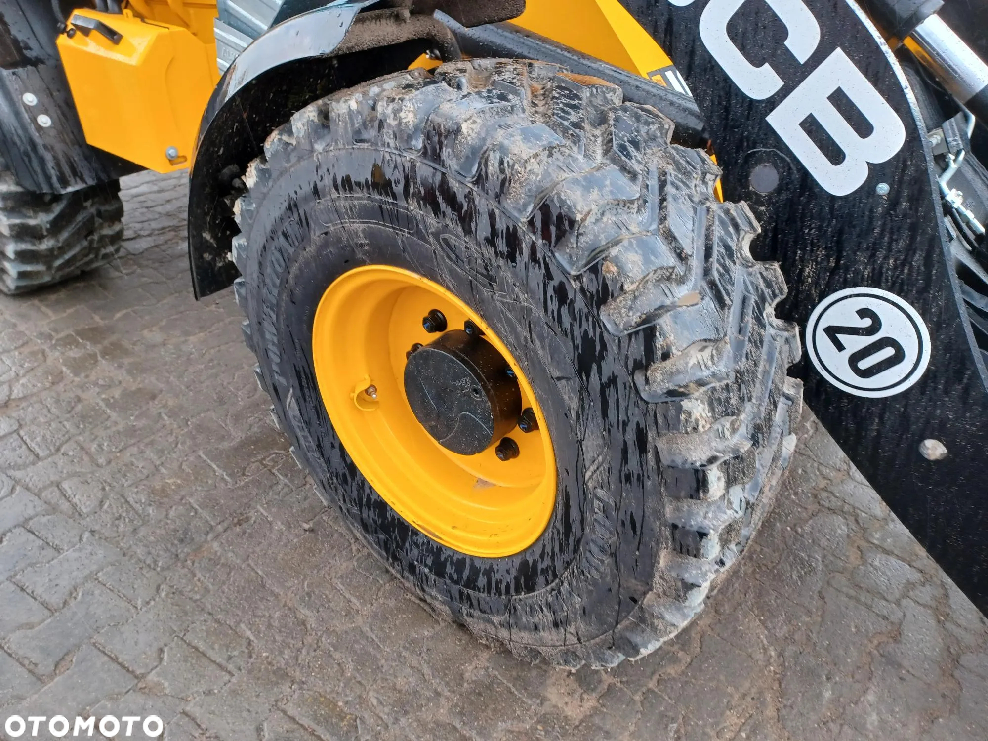 JCB 409 - 12