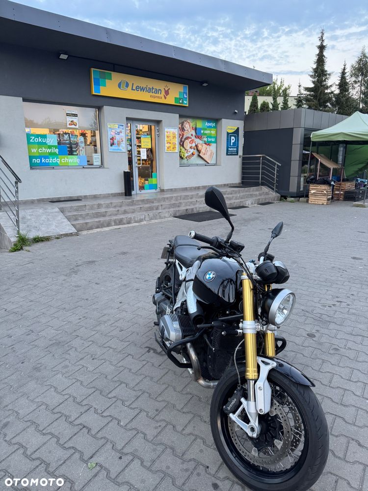 BMW R - 6