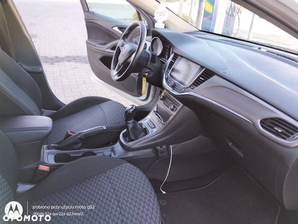 Opel Astra - 12