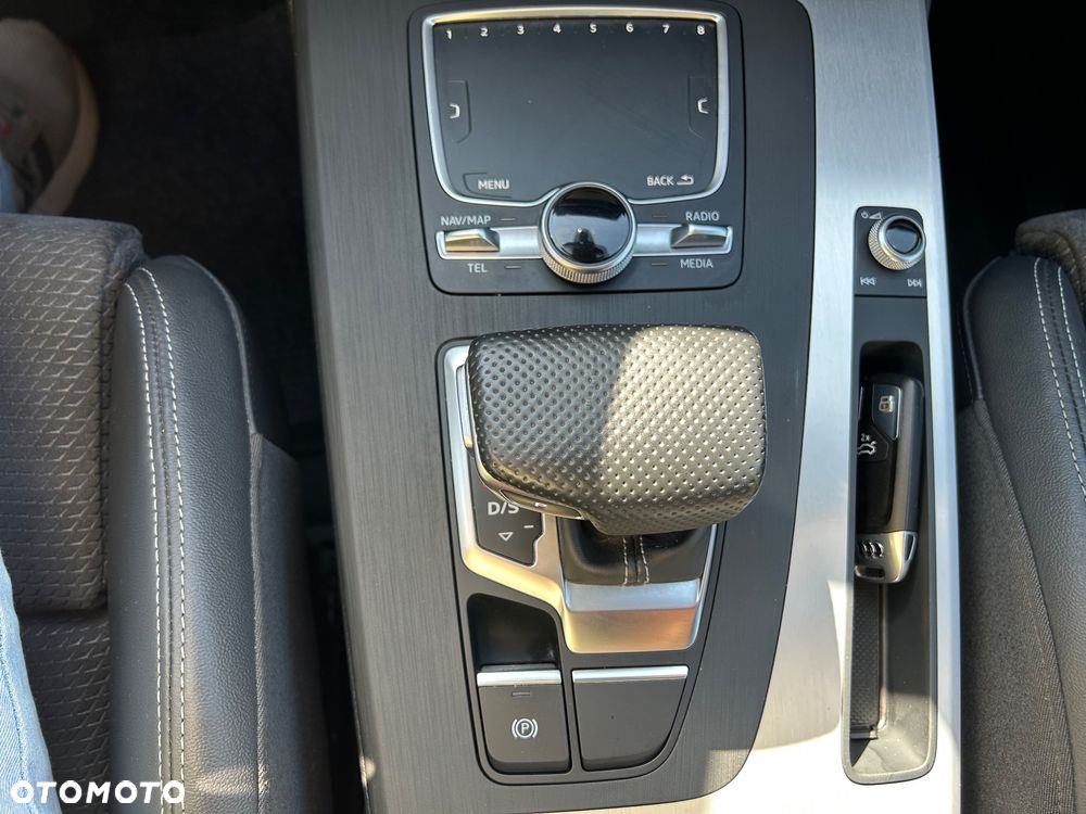 Audi Q5 40 TDI quattro S tronic S line - 18