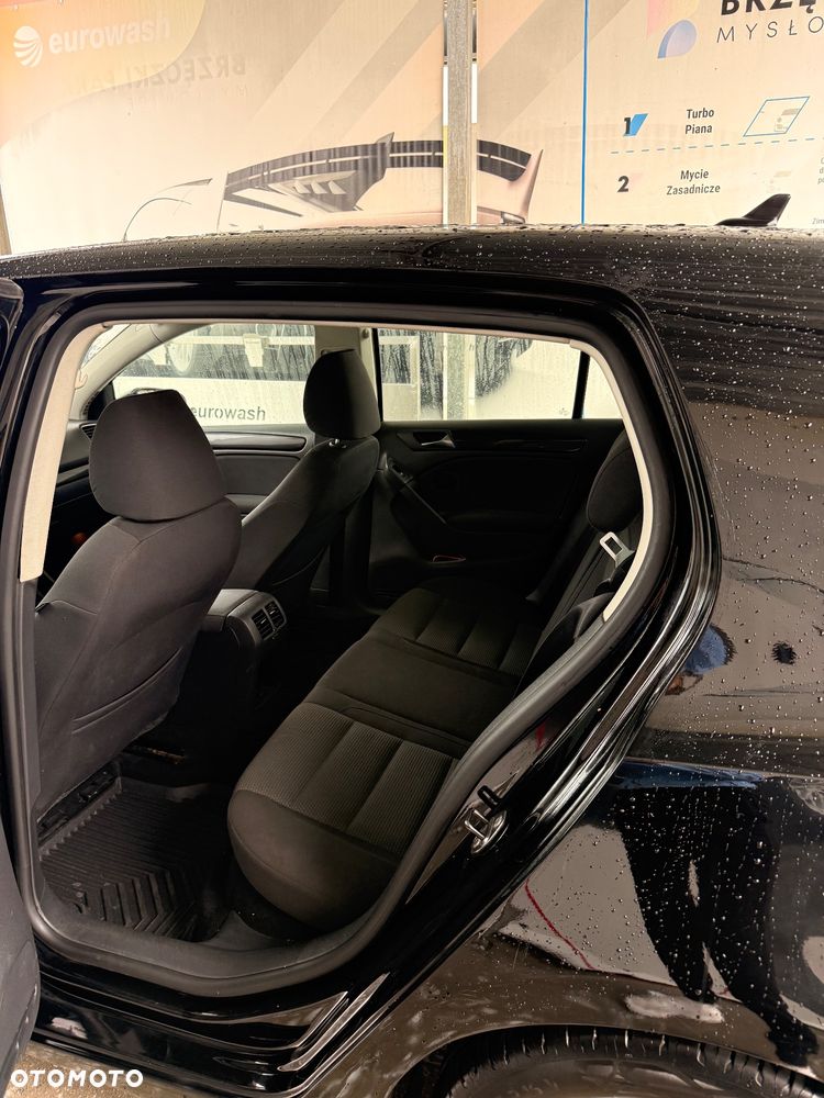 Volkswagen Golf 2.0 TDI Highline - 4