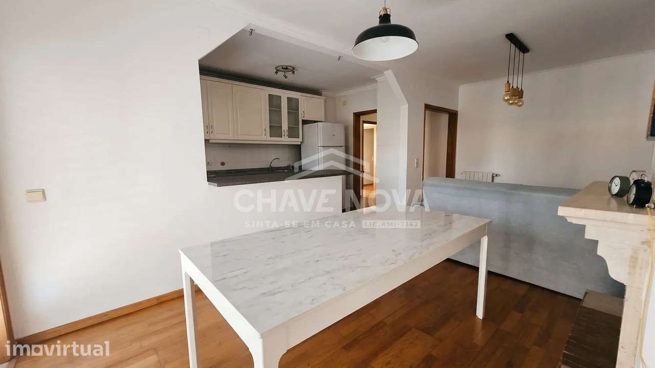 JD - Apartamento T2, c/ garagem fechada em Vilar do Paraíso . - Grande imagem: 4/15