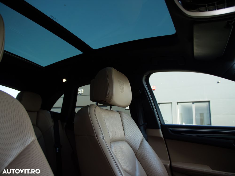 Porsche Macan - 9