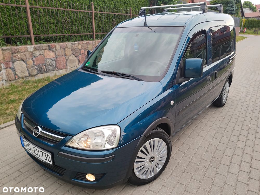 Opel Combo Tour Color Edition - 1