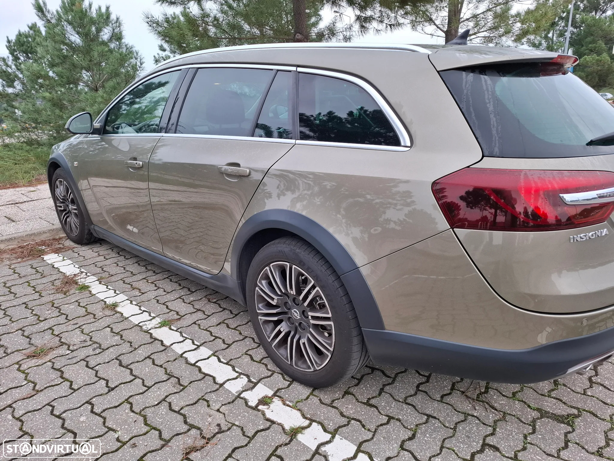 Opel Insignia Country Tourer 2.0 CDTi AWD S/S - 13