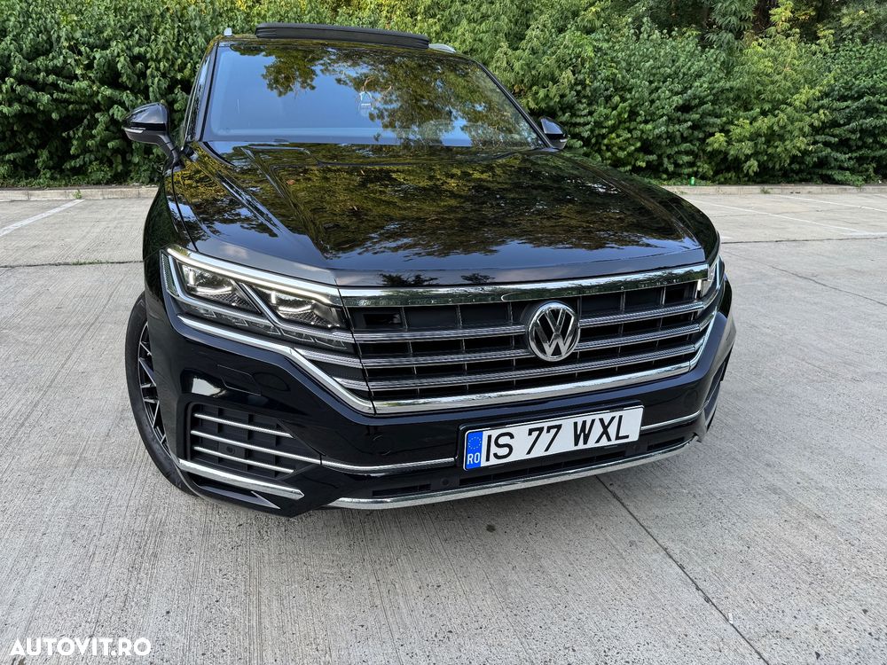 Volkswagen Touareg - 2