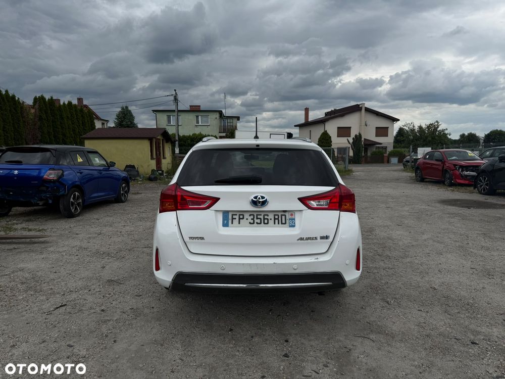 Toyota Auris - 10