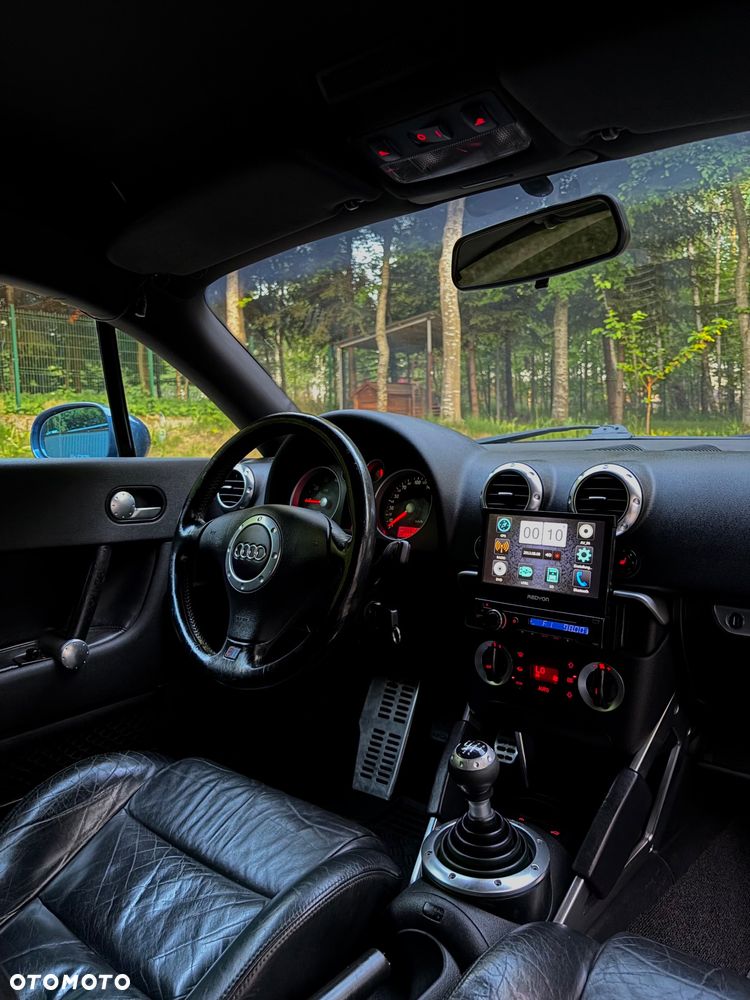 Audi TT Coupé 1.8T - 13