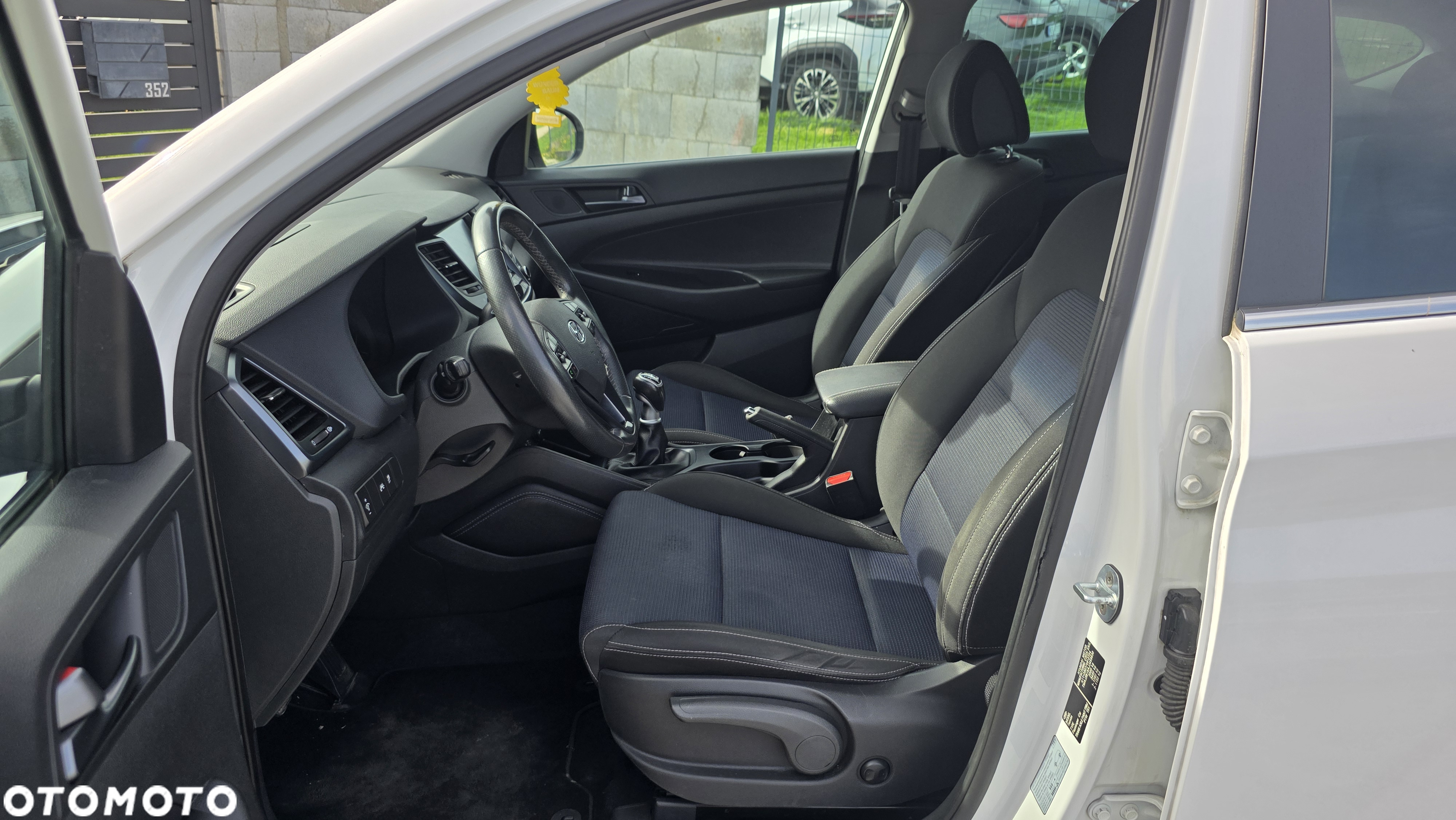 Hyundai Tucson blue 1.7 CRDi 2WD Style - 10