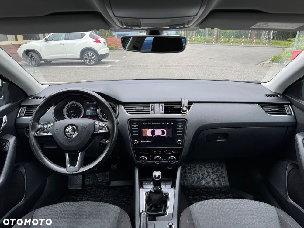 Skoda Octavia 1.6 TDI Elegance - 8