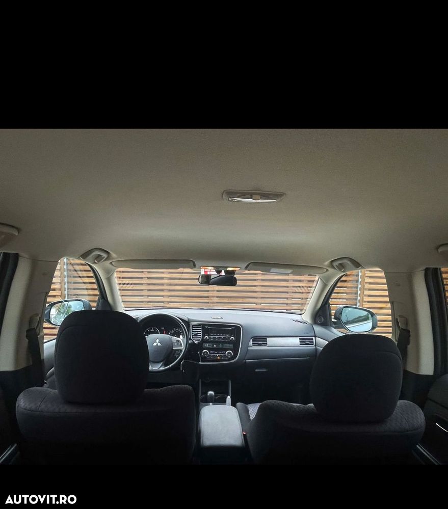 Mitsubishi Outlander 2.2 DI-D 4WD Automatik Plus - 8