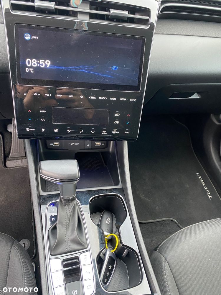 Hyundai Tucson 1.6 T-GDi 48V-Hybrid 2WD DCT Trend - 11