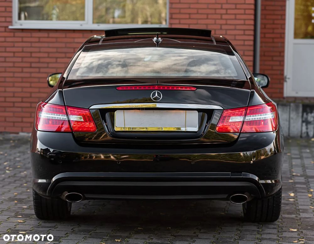 Mercedes-Benz Klasa E 350 CGI Coupe BlueEFFICIENCY 7G-TRONIC Avantgarde - 11