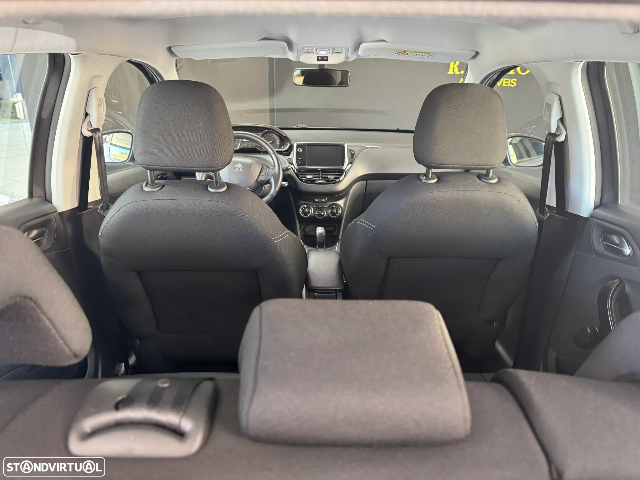 Peugeot 208 1.5 BlueHDi Allure - 19
