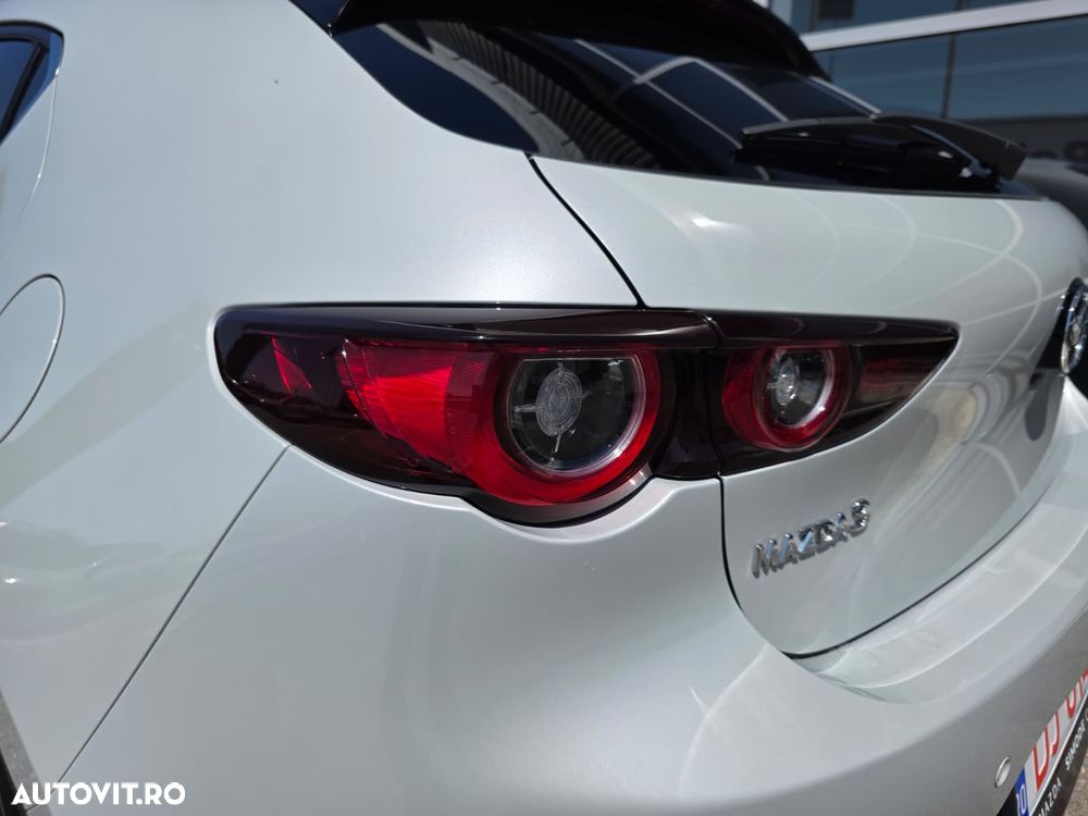 Mazda 3 e-Skyactiv X186 MHEV Takumi - 21