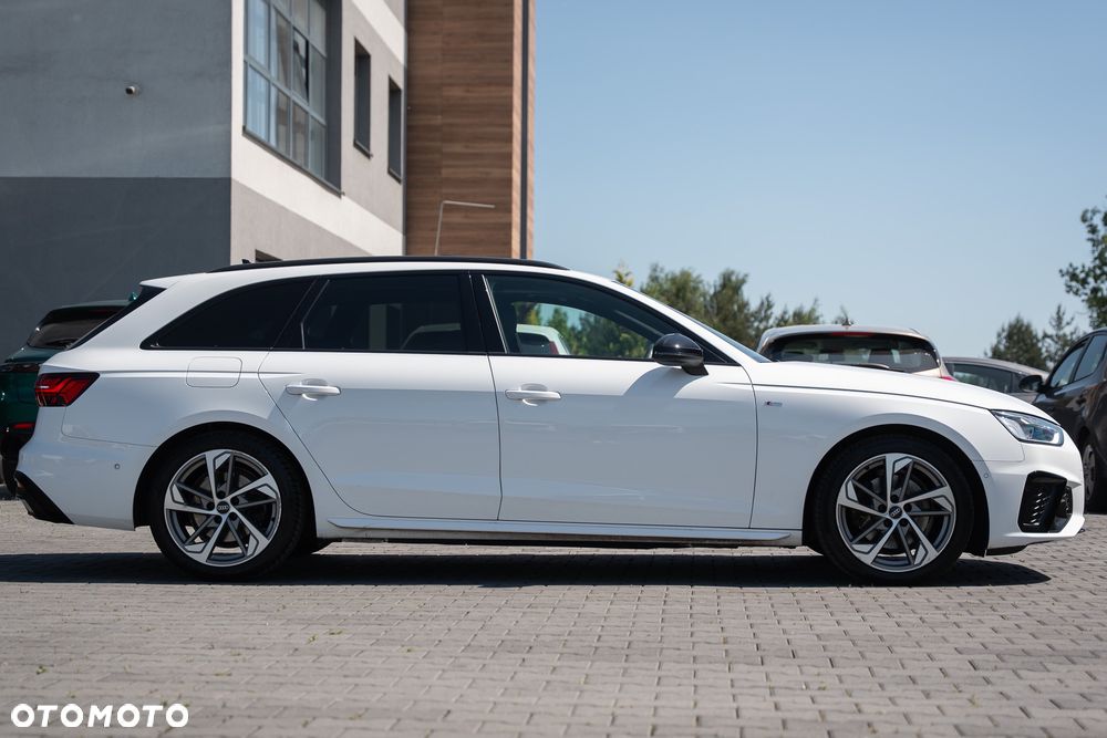 Audi A4 Avant 35 TFSI S tronic S line - 17