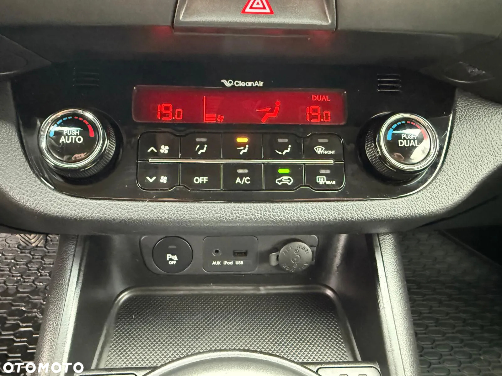 Volkswagen Tiguan 2.0 TDI Perfectline - 17