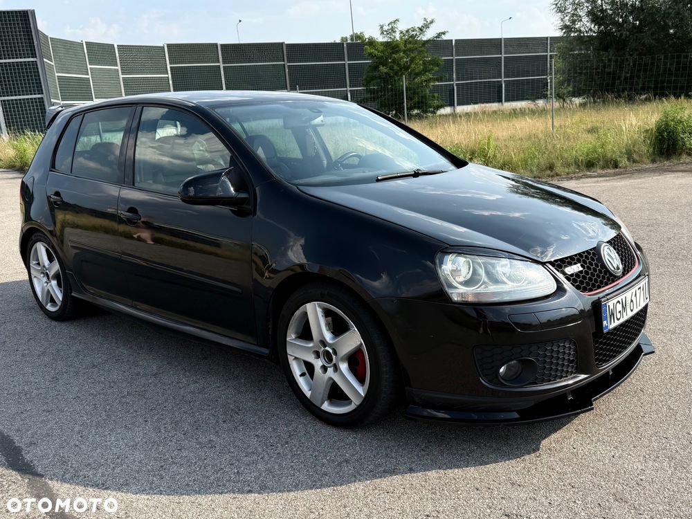 Volkswagen Golf - 8