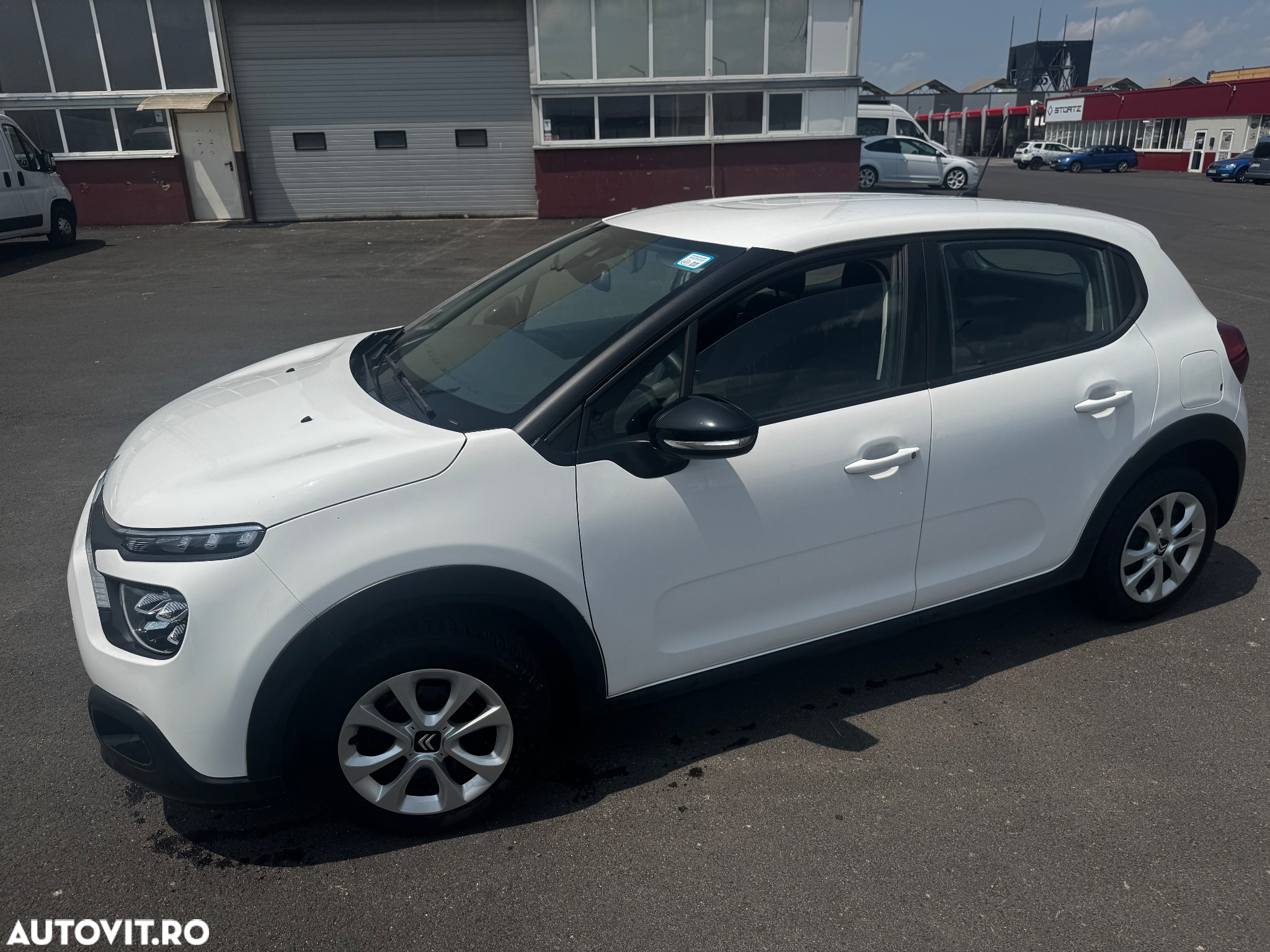 Citroën C3 1.2 PureTech S&S BVM5 Feel - 3