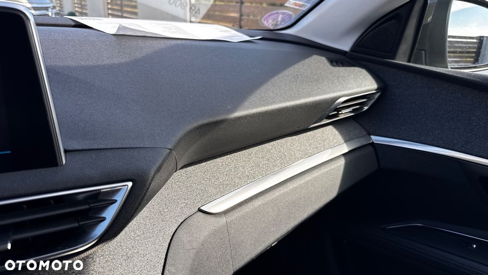 Peugeot 3008 PureTech 130 Stop & Start GPF EAT8 Crossway - 26
