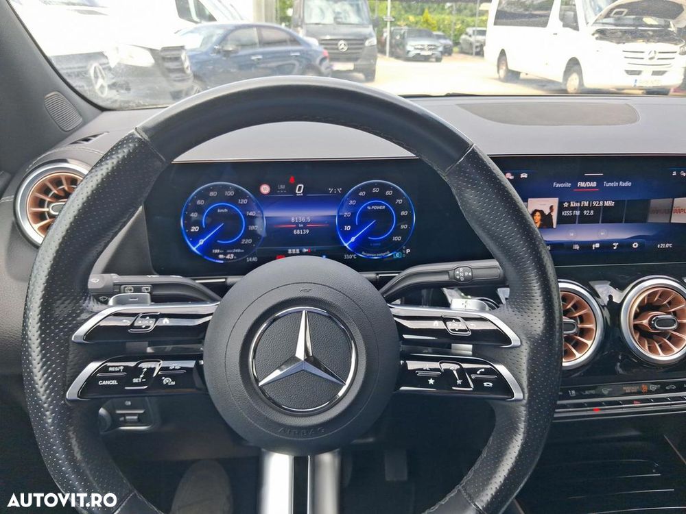 Mercedes-Benz EQA 250+ - 12