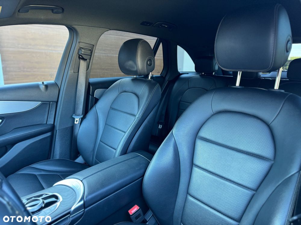 Mercedes-Benz GLC 300 4Matic 9G-TRONIC - 16