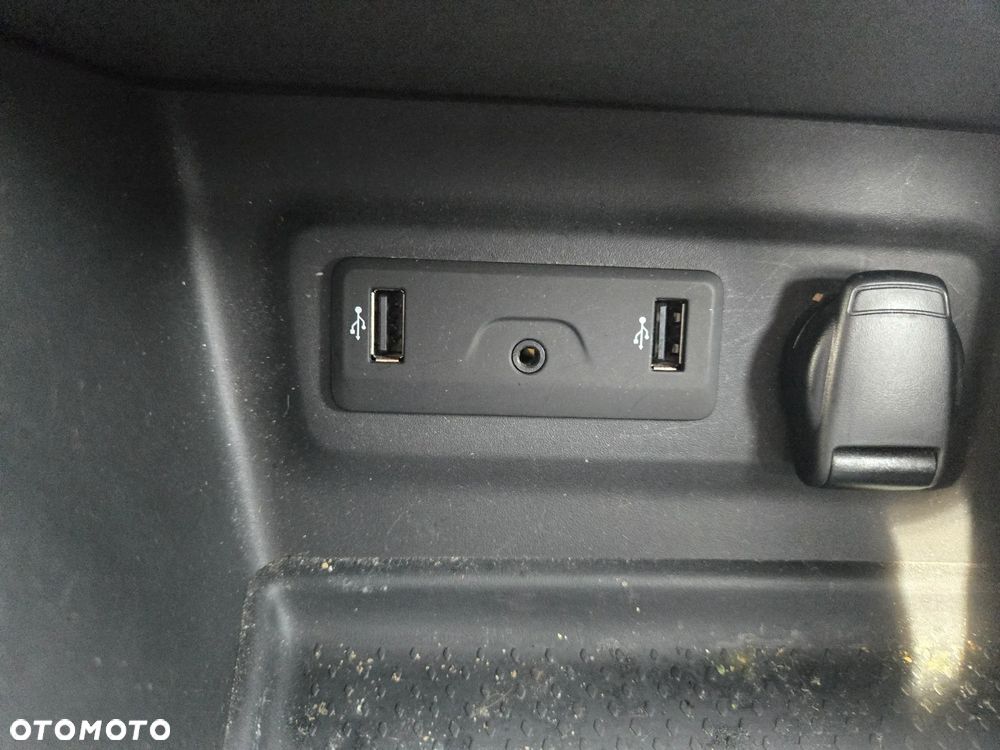 Renault Megane dCi 110 FAP Paris Business - 22