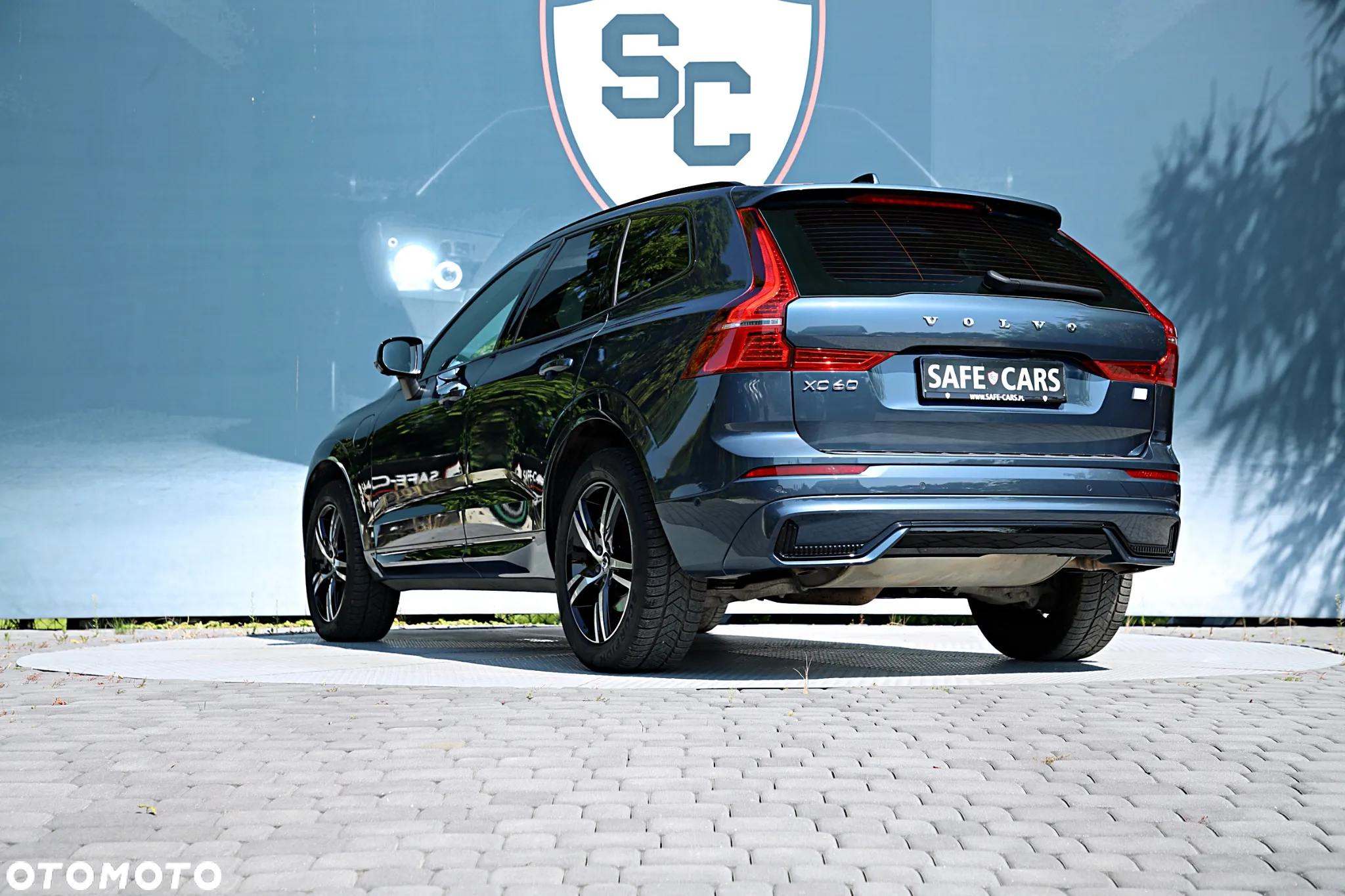 Volvo XC 60 T8 Plug-In Hybrid AWD R-Design - 8