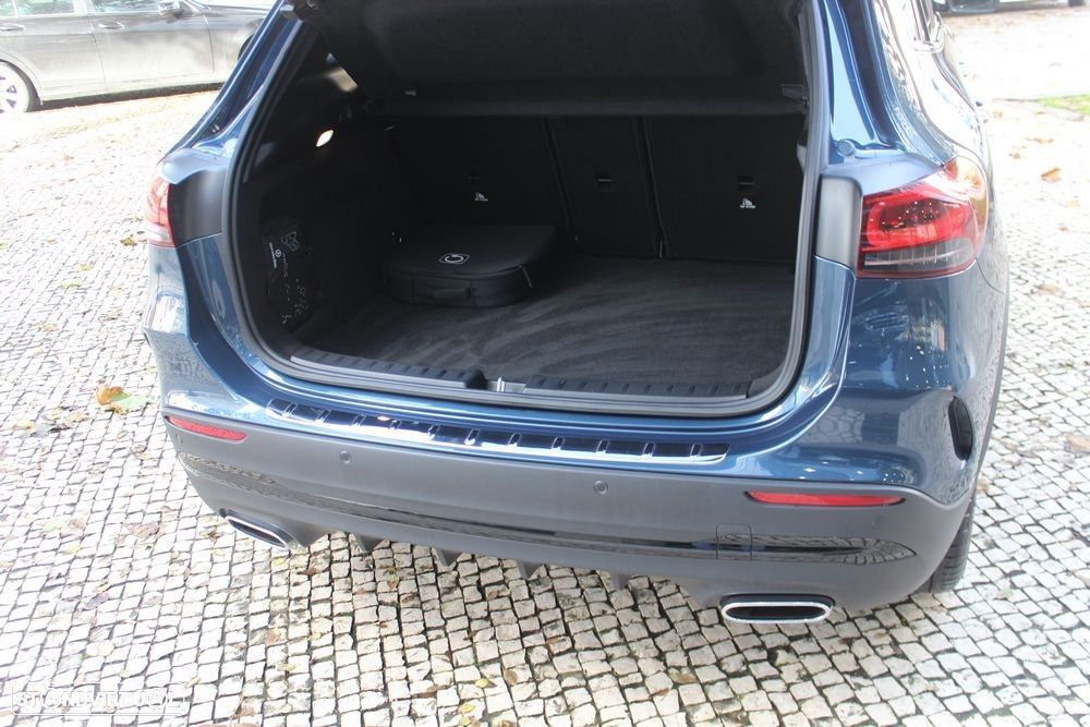 Mercedes-Benz GLA 250 e AMG Line - 24